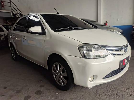 TOYOTA ETIOS 1.5 XLS 16V FLEX 4P MANUAL TOYOTA ETIOS 1.5 XLS 16V FLEX 4P MANUAL